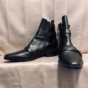 Women’s (Can Be Men’s) Michael Kors “Radley” Black Leather Cut Out Booties Sz.10